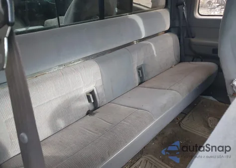 1995 Ford F350 from USA, damaged, VIN 1FTJX35F2SKC06412